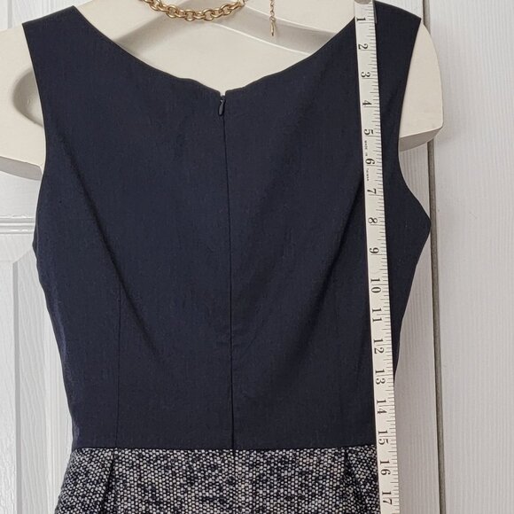 GAP Blue colourblock shift dress with wool skirt - Picture 9 of 10
